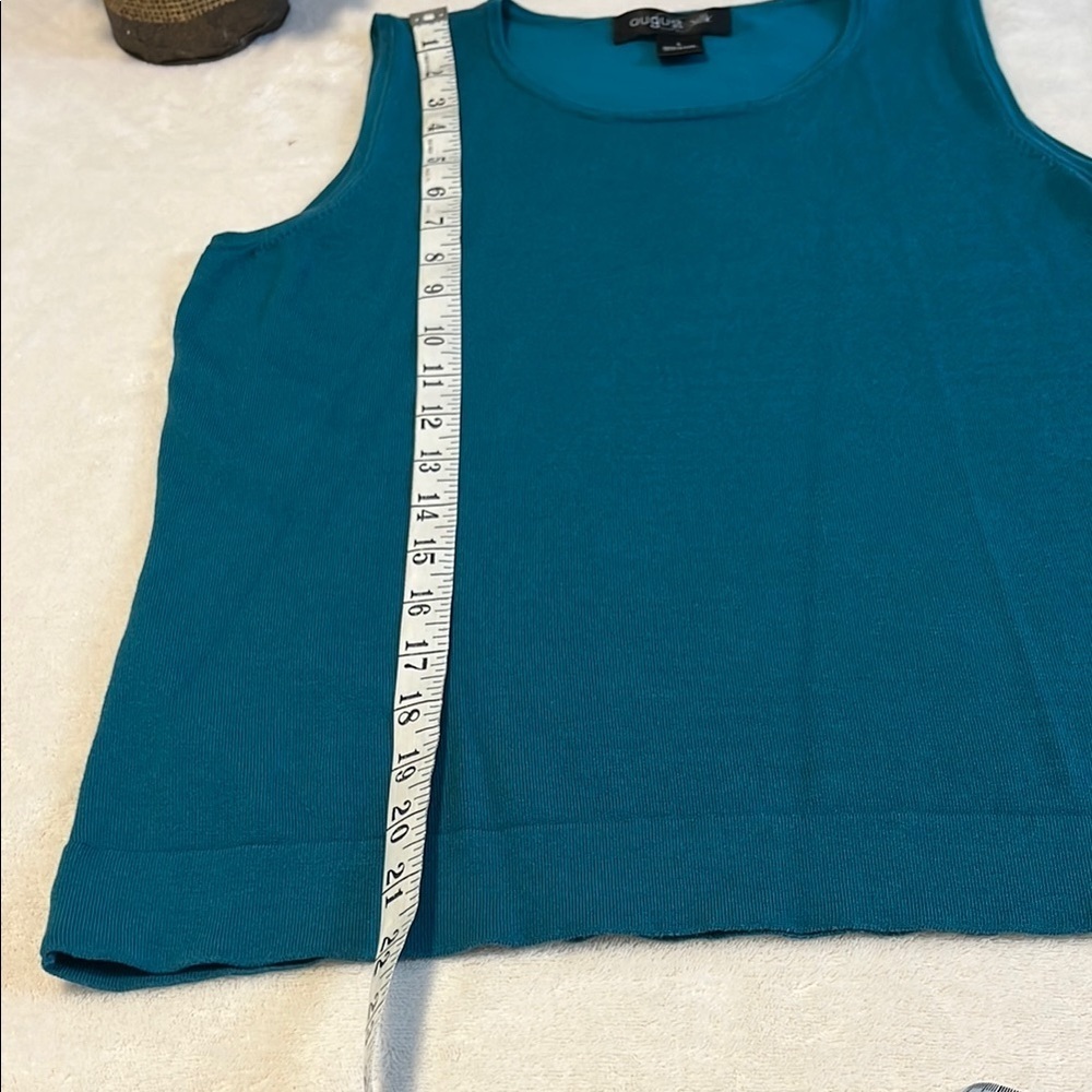 August Silk Green Sleeveless Boxy Tank Top - Picture 5 of 6